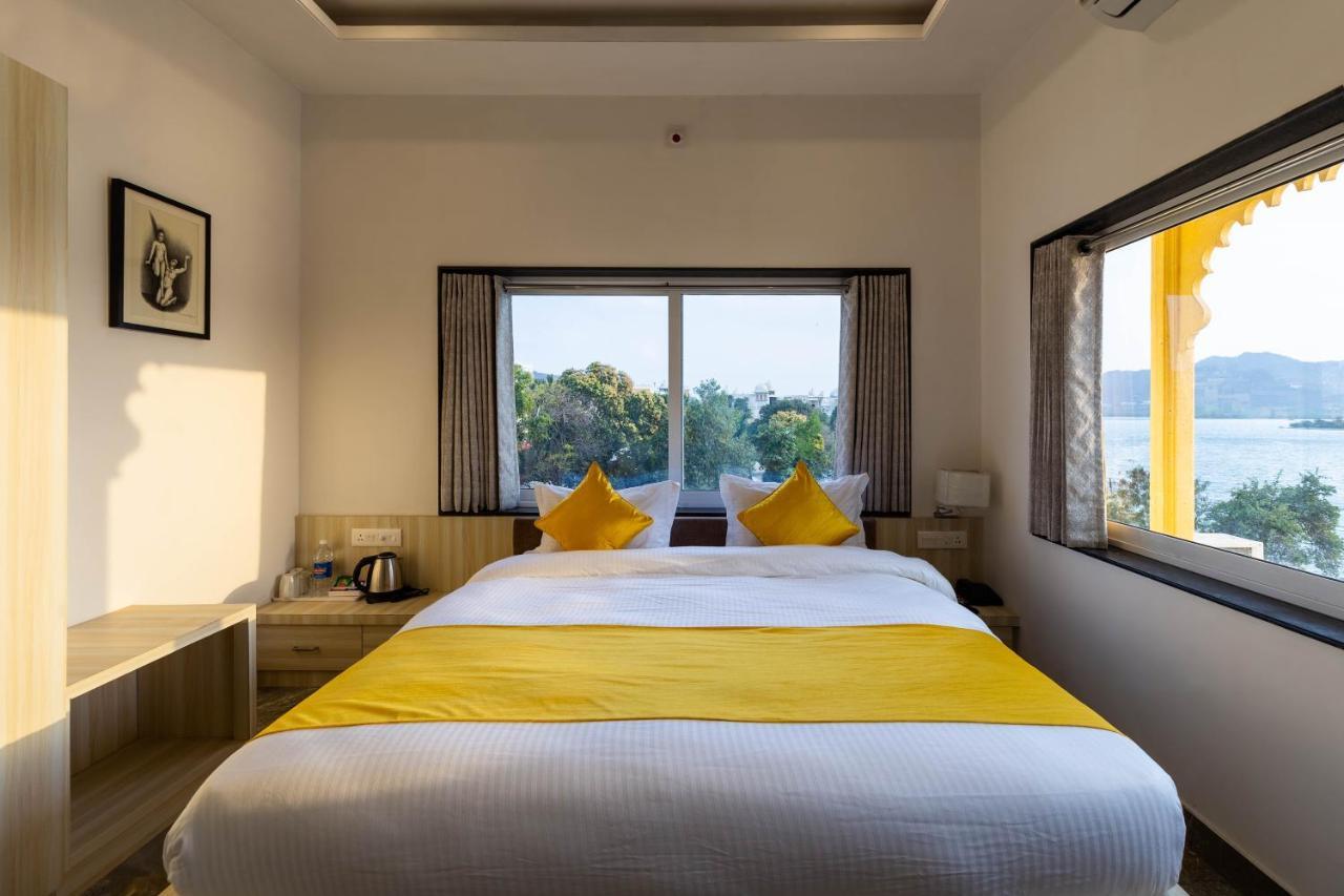 Haveli Jai Durga Udaipur Lake Facing With Swimming Pool المظهر الخارجي الصورة